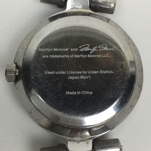 Marilyn Monroe Watch Urban Station Japan Mov’t FAULTY CLASP NO BATTERY Works - Picture 3 of 8