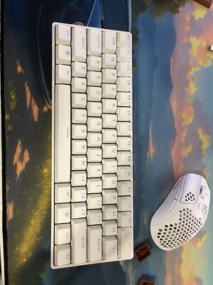 GK61 With Gateron Optical Silver Switches And Comes With A Full Set Of Keycaps
