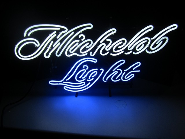 NOUVEAU MICHELOB LIGHT NEON BEAR BAR SIGN BREWing Co. Man Cave