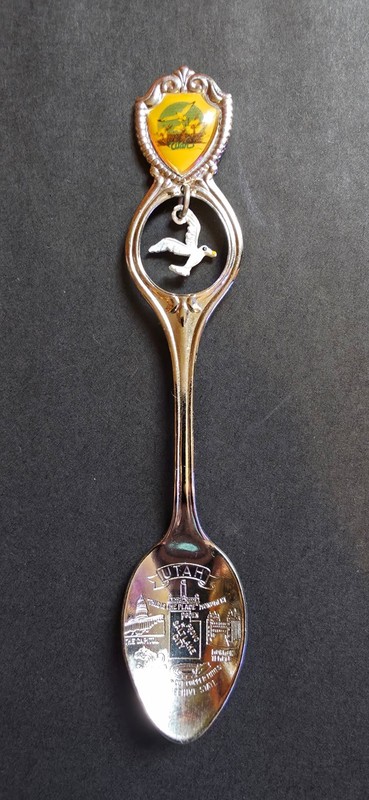 State of Utah Collectible Souvenir Spoon w/Dangling Bird Charm
