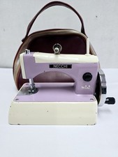 VTG MINI NECCHI SUPERNOVA JULIA TOY SEWING MACHINE CHILD  WITH ORIGINAL SUITCASE