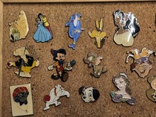 26 Pins Comic und Disney