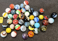 Lot of 40 Mix of Makers Vintage Glass Marbles lot 301 