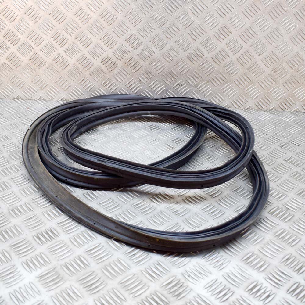 KIA SPORTAGE QL 1.7 CRDi Rear Tailgate Boot Lid Rubber Seal 87321F1000 2016 eBay