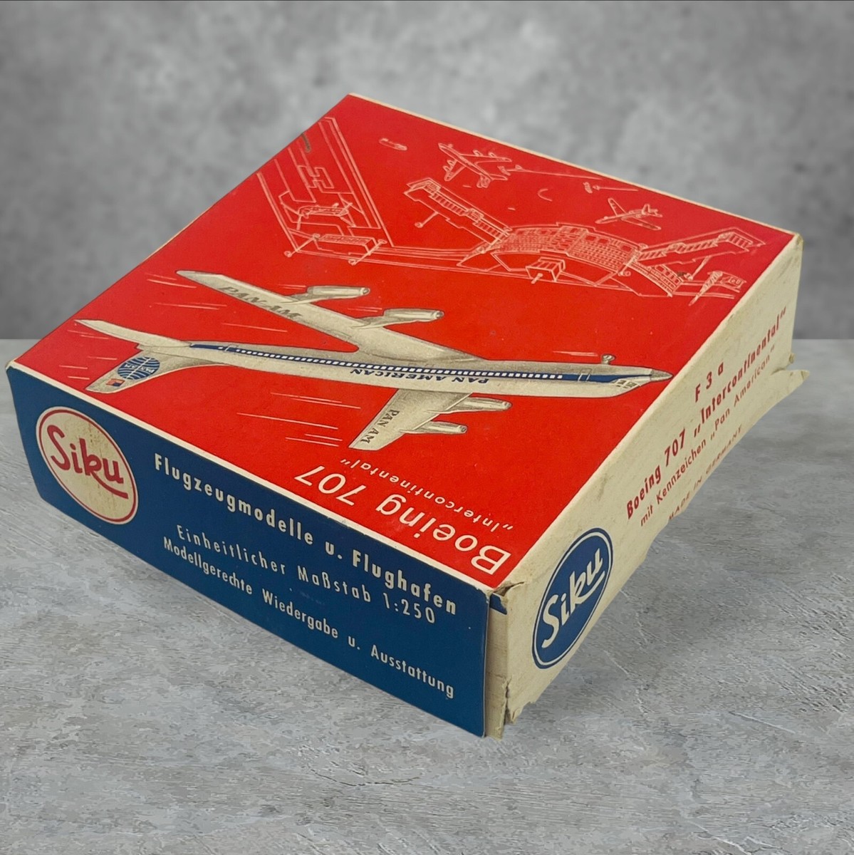 VTG Siku Airliner 1:250 Germany- Boeing 707 Pan American Airlines