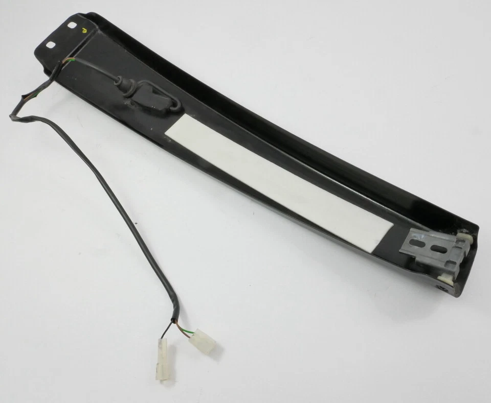 Borde puerta ventana pilar B exterior derecha 92-95 Audi 90 CS sedán - genuino Foto 4 de 4