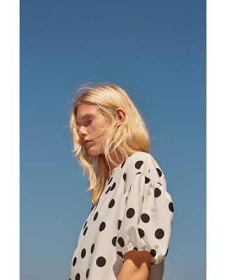 zara white top with polka dot sleeves