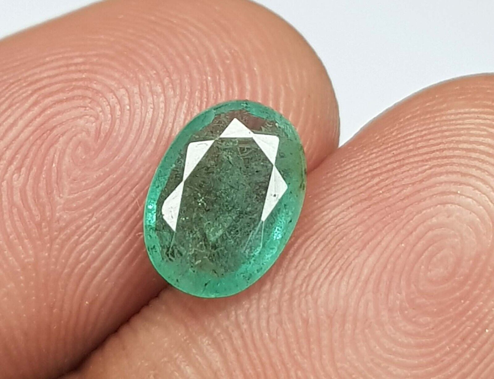 Émeraude Naturelle De Zambie 0,65 Carats - Coupe Ovale, Superbe Lustre - Neuf
