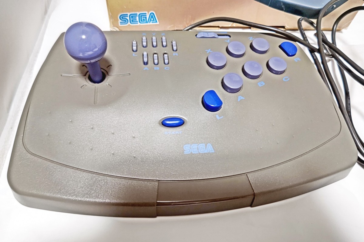 Manette Sega Saturn Modèle HSS-0104 - Bon état, Origine Japon, Pour Consoles Rétro