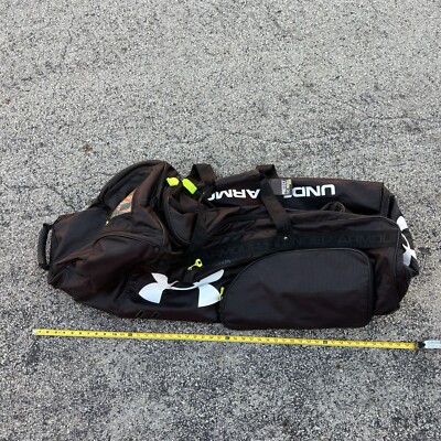 Under Armour XX Large Rolling Coaches Equipment Travel Sports Bag  Fall/Winter 14