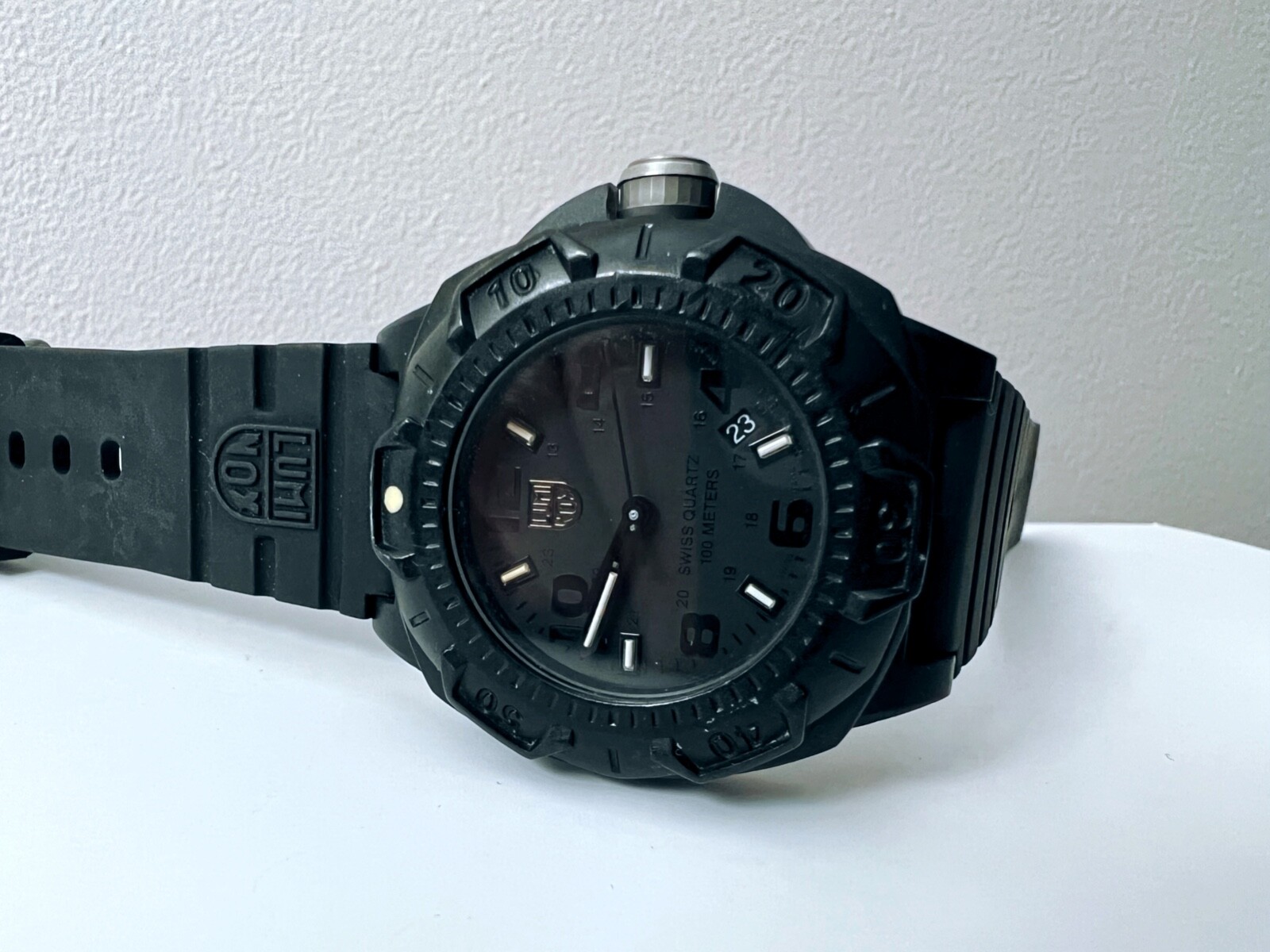 luminox sentry blackout