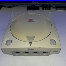 Sega Dreamcast HKT-3020 White NTSC Console for Parts. Powers On Not Working