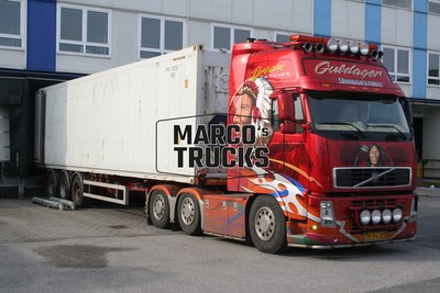 LKW Foto Volvo FH Container-Sattelauflieger Dänemark rot Guldager Dream C #c1it
