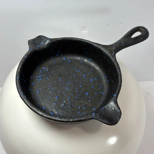 Vintage Wagner Ware Mini Cast Iron Blue-Speckled Skillet Ashtray or Spoon Rest