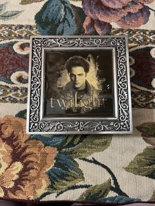 NECA Twilight Movie Collection Edward Metal Jewelry Trinket Box