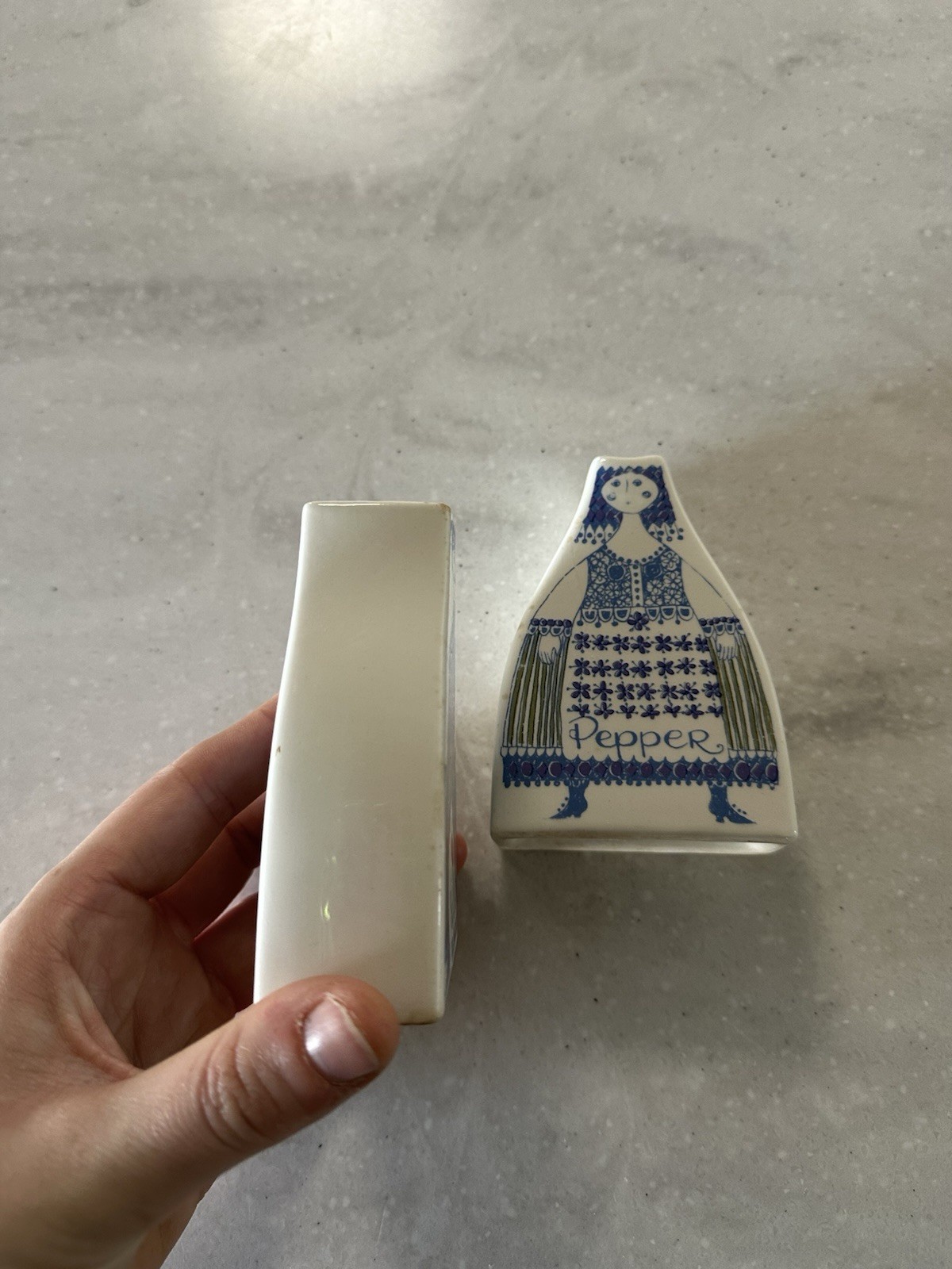 FIGGJO "Lotte" Norway SALT & PEPPER Shakers Old Man and Woman (Kar og Moy)