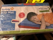 Safety 1st Protected with Microban Blue Red Nap Mat Safe Soft Foam 19 x 45