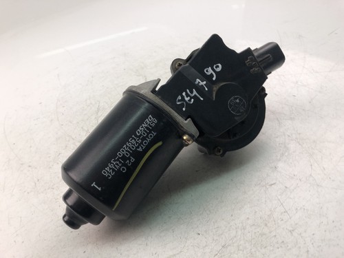 TOYOTA YARIS P1 Scheibenwischermotor 85110-52010 17506234