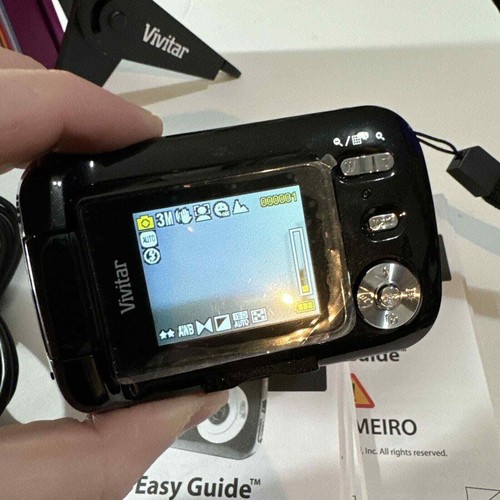 Vivitar iTwist 7028 7.1MP Digital Camera - Black - Picture 2 of 9