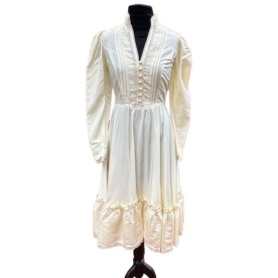 Gunne Sax 1970s Vintage Dresses for Women