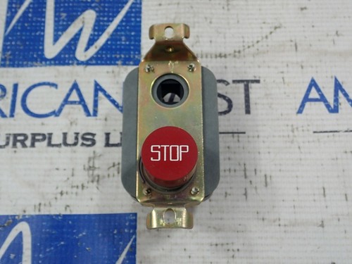 Station de commande bouton stop Square D 9001 B33 - Photo 9/12