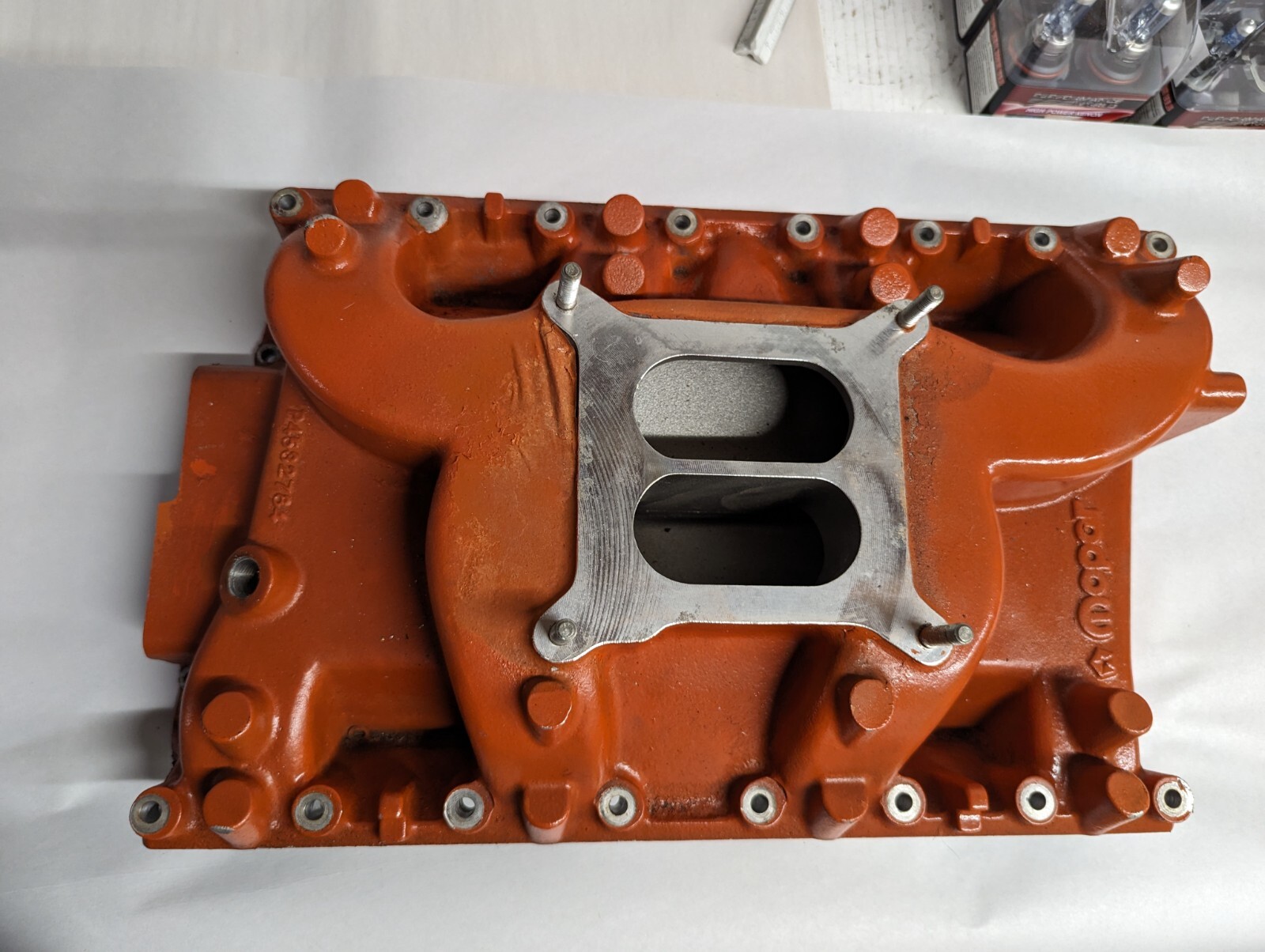 426 HEMI Intake Manifold Mopar Performance Crate Four Barrel P4532784