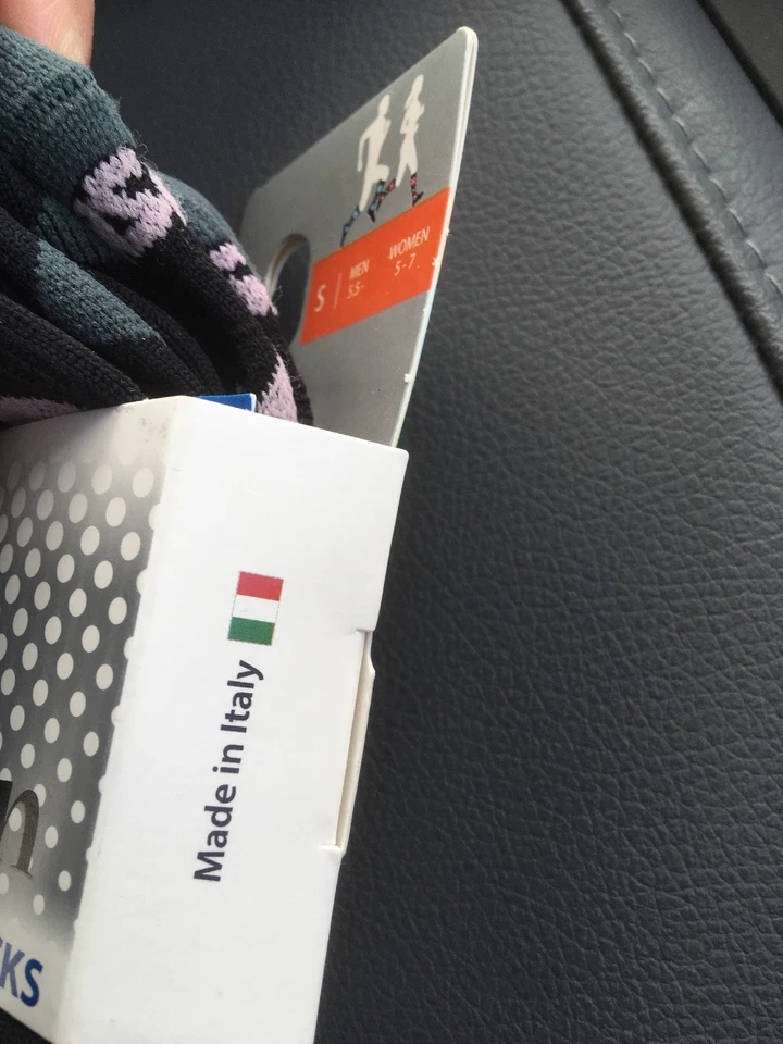 Calcetines de compresión Zensah Argyle, negros/grises/rosa, . Pequeño. Foto 2 de 3