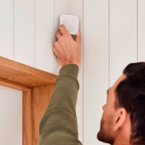 Ring Alarm Pro 14-Piece Kit Built-in eero Wi-Fi 6 router 24/7 Backup ...