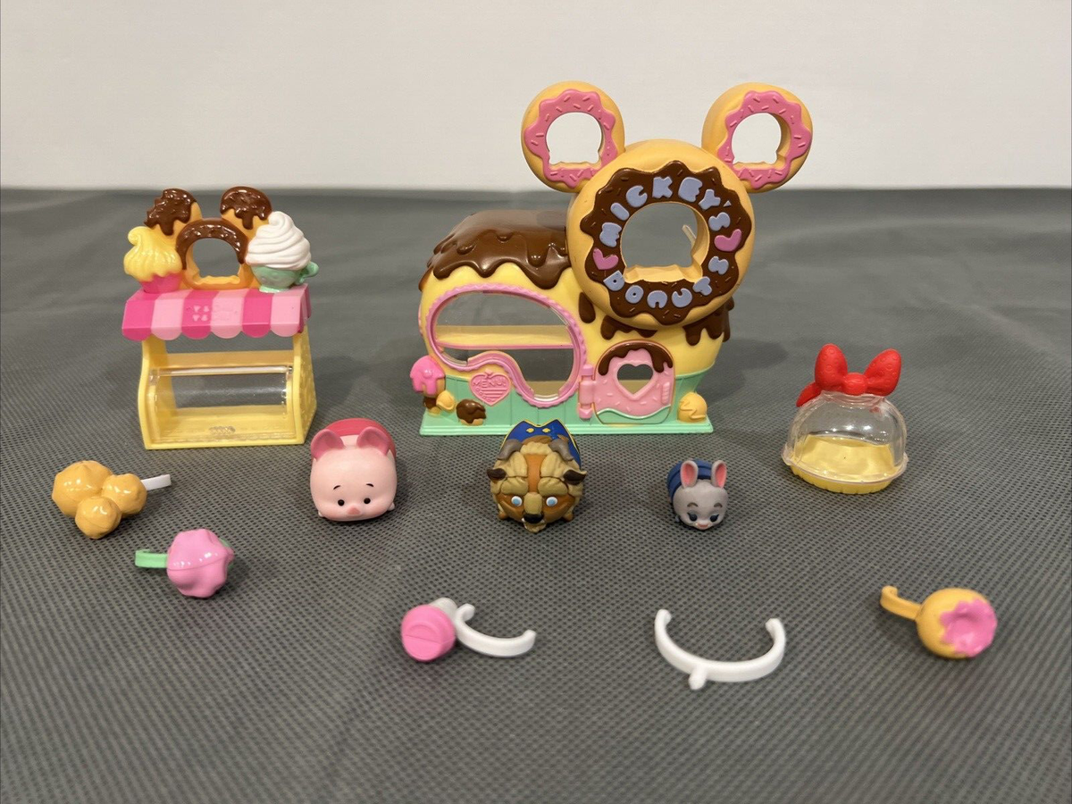 TSUM TSUM MICKEYS DONUT SHOP PLAYSET Complete With Accessories Disney 2018
