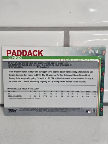 2019 Topps Holiday #HW1-200 Base Plus Metallic Snowflake Parallels, Autos, & Var - Picture 318 of 462