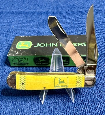 2009 CASE XX John Deere Smooth Yellow Bone Mini Trapper (6207 SS) Item No. 05950