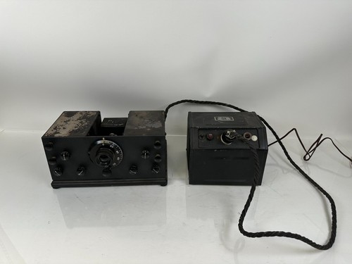 Early National Radio w/ National Power Supply 686 - Picture 2 of 10