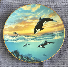 1991 Sea World Whale Series "Jumping for Joy" Porcelain Plate Anthony Casay