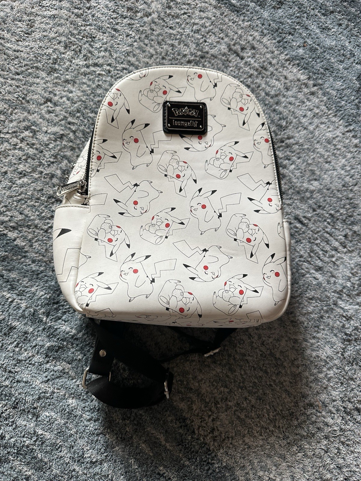 Loungefly Pikachu Backpack Pokémon - image 1