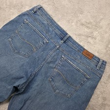 Women's Lee Three Quarter Length Jeans  34" Waist And  19" Length With Turn Ups