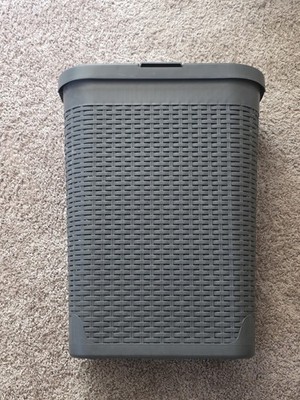 Mind Reader 60L Slim Laundry Hamper, Clothes Basket, Lid, Wicker Design, Plas...