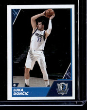 Luka Doncic 2021-22 Panini NBA Stickers  304 Dallas Mavericks
