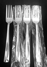 New ONEIDA Stainless Glossy LINCOLN Set Of 4 DINNER FORKS 7 7/8" Flatware NEW