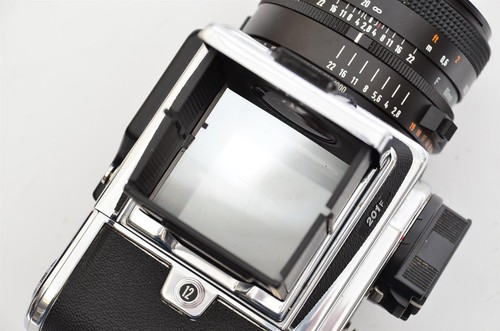 Used Hasselblad 201F with 80mm FE f/2.8 and E12 back - Picture 8 of 12