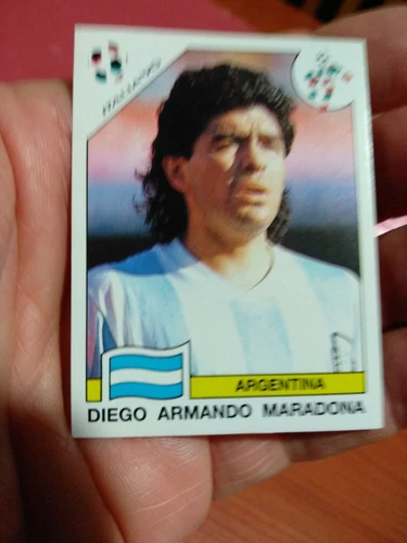 DIEGO ARMANDO MARADONA FIGURINA PANINI N.128 ITALIA 90 W.C. CON VELINA MINT