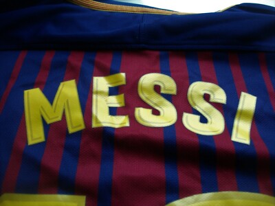 FC Barcelona 2017-2018 Home football shirt jersey Nike size M #10 Messi
