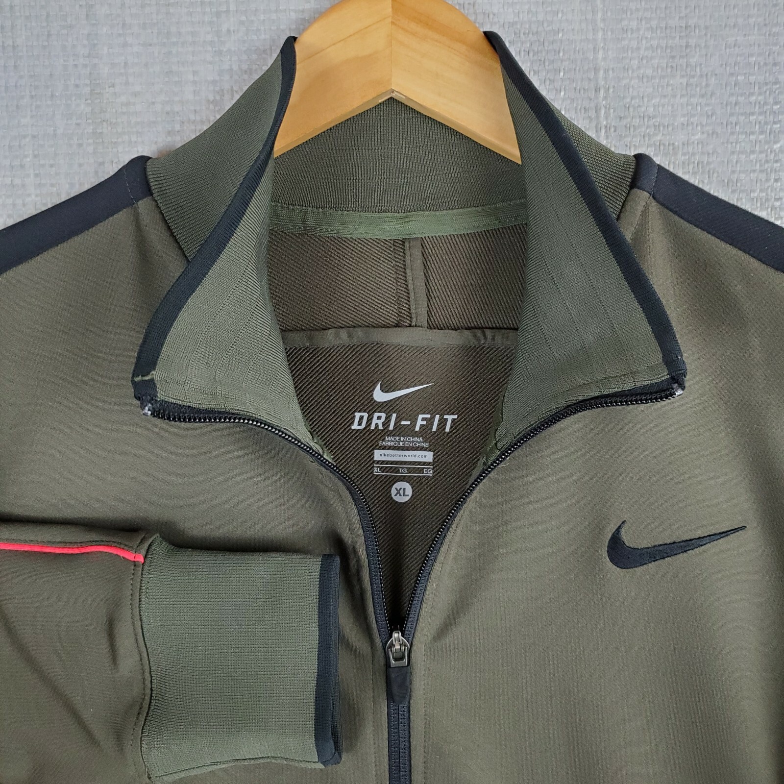 SACAI X NIKE NIKE Taglia XL Giacca Uomo Full Zip Dri Fit Esercito OD Verde Rosa Track Elasticizzata