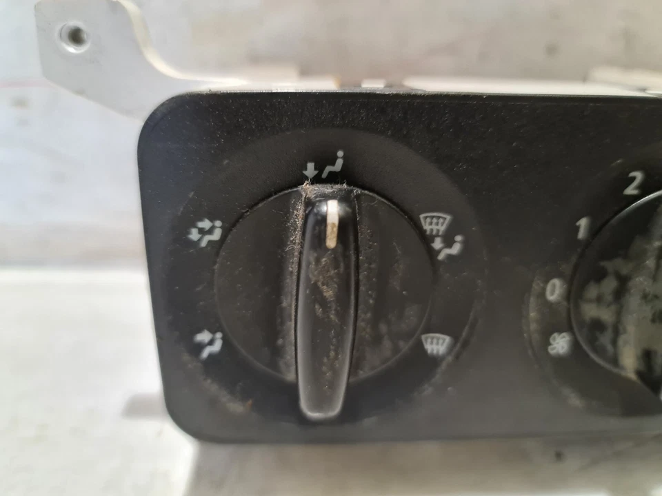 Land Rover Air Con Heater Climate Control Switch 2004 Freelander L314 N100984H - Image 3 of 4