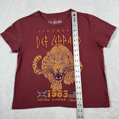 Goodie Two Sleeves Def Leppard T Shirt Red Cheetah 1983 US Tour