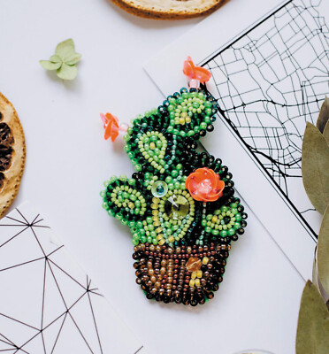 DIY Jewelry making kit ''Cactus'', Seed beaded brooch, Bead Embroidery Kit