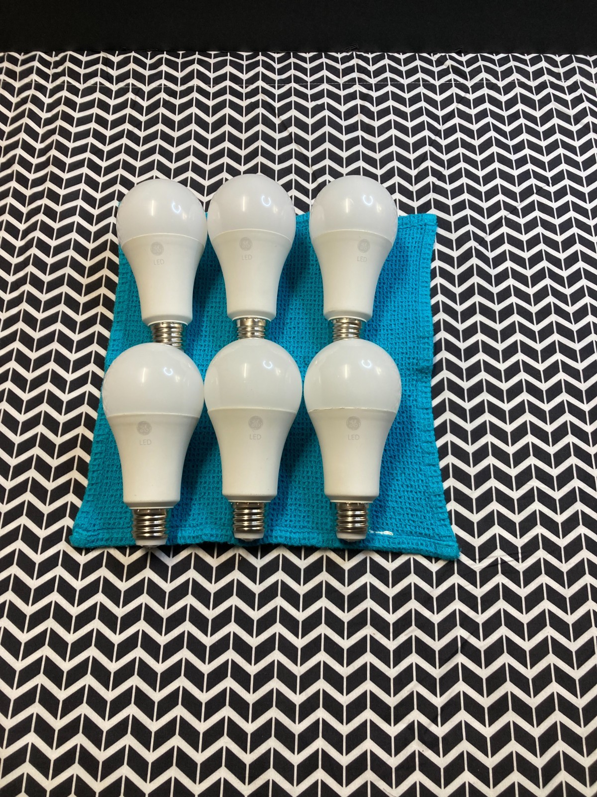 GE 3 way led bulb 2155/1300/650 lumens 19W 2700K lot 6 Warm 