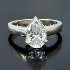 2 Ct Certified Pear Cut White Diamond Ring-Great luster-Free Tariffs