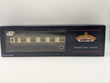 Bachmann 39-254 Mk1 RFO Restaurant Car Coach W7 BR WR Chocolate & Cream Livery