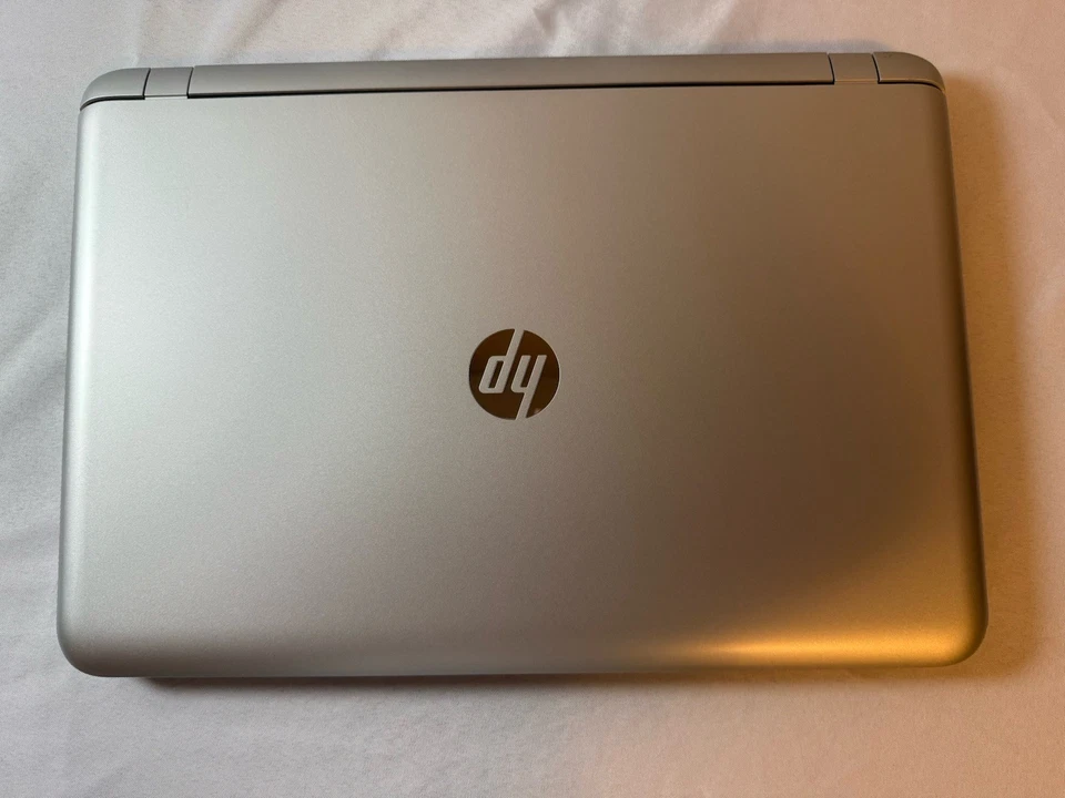 HP Pavilion 17-g015dx 17.3" Intel i7-5500U 2.4GHz 6GB RAM 750GB HDD Win10 Home Foto 4 de 4