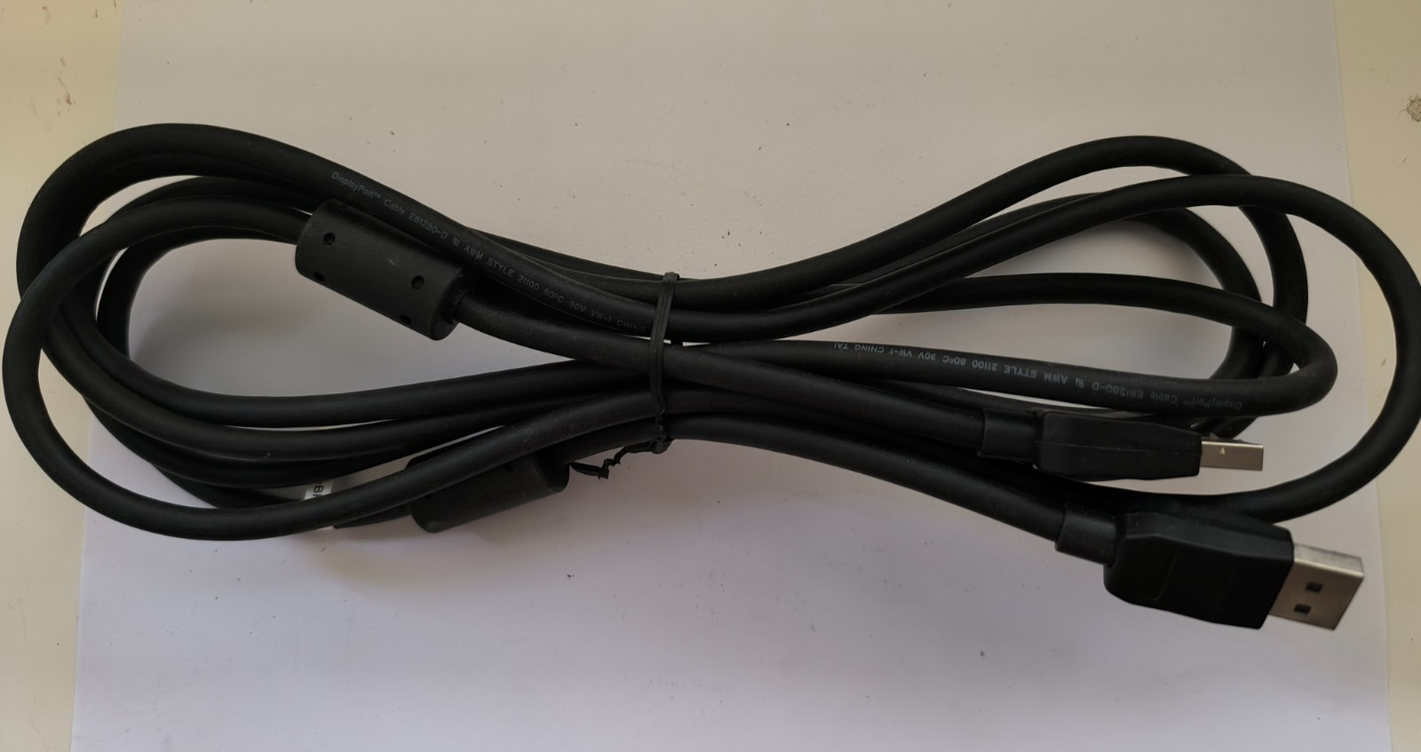 Cavo DisplayPort DP Maschio Maschio 2m Nero per PC Monitor Usato
